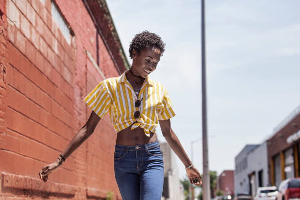 Stylish Crop Tops: The Ultimate Guide to Flaunting Your Midriff